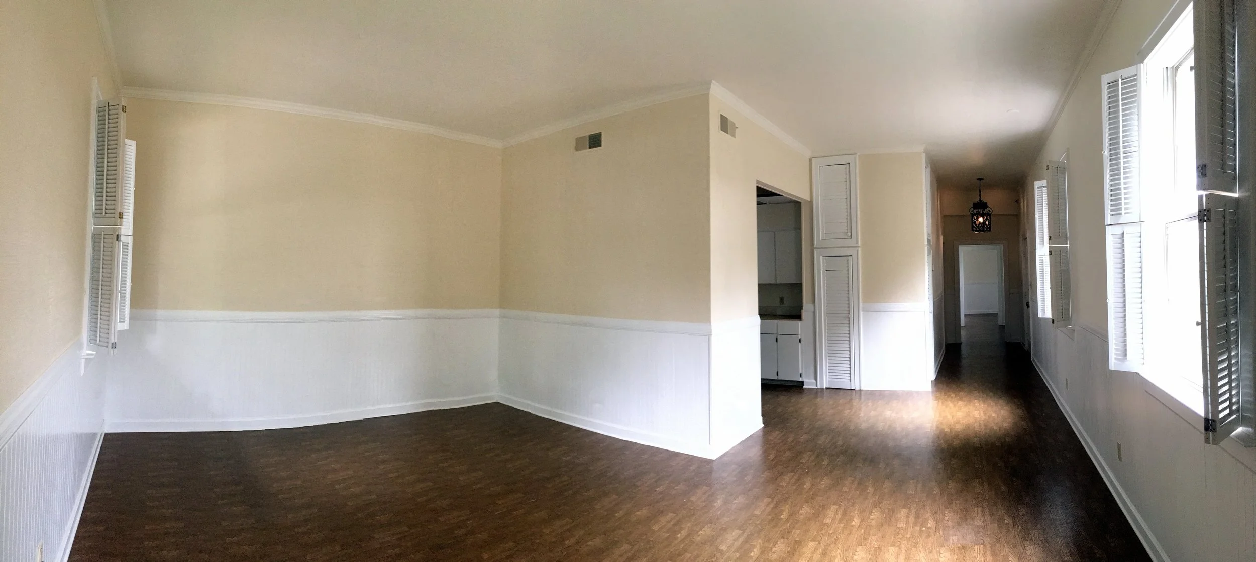 Living Room Pan*P.JPG