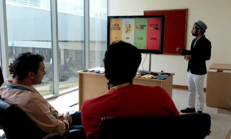A creative business pitch at TC/1