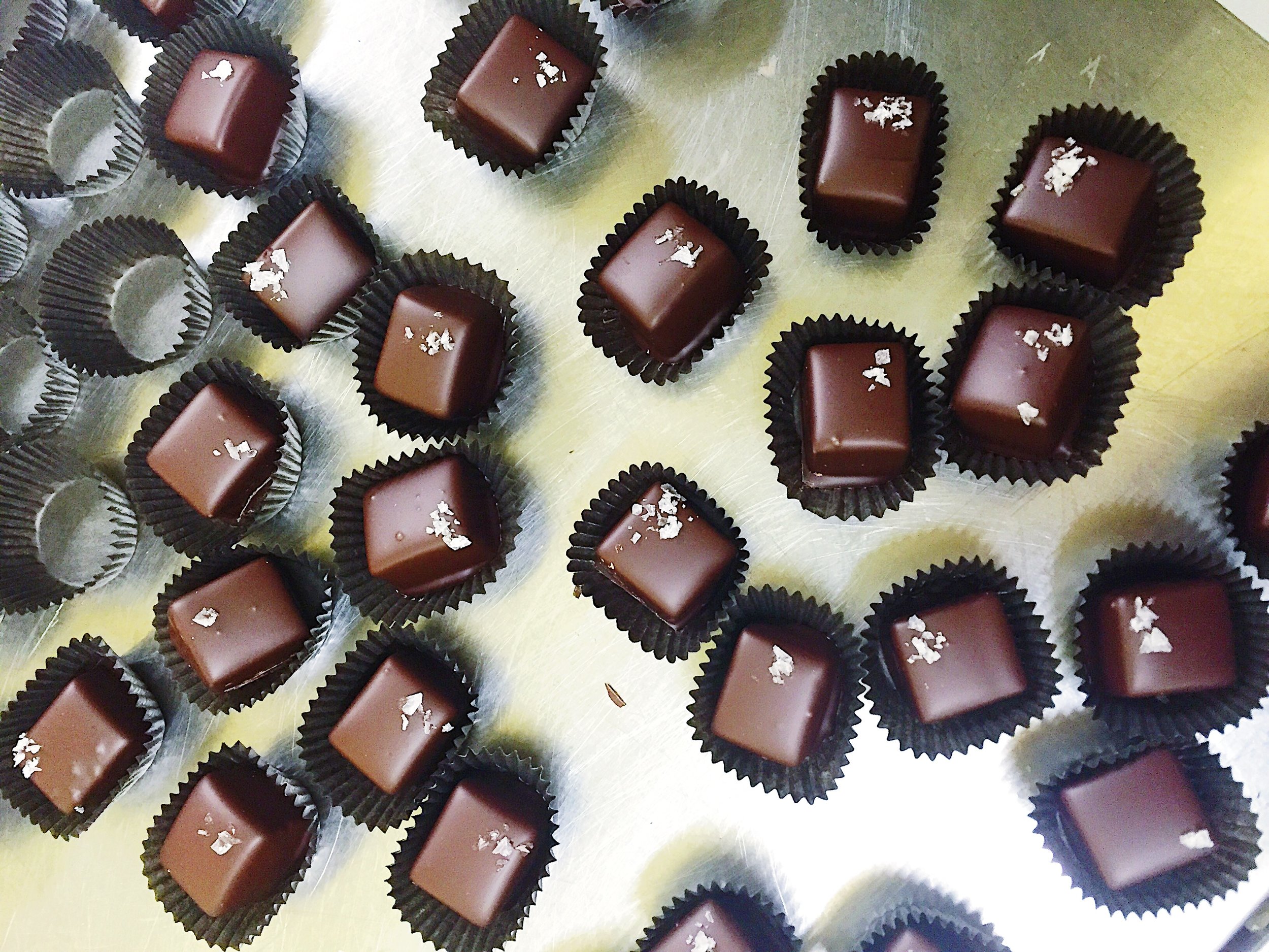 Because I clearly haven’t had enough chocolate today, my last stop is Liddabit Sweets at Industry City. Liddabit makes handmade, locally and ethically sourced versions of the candy bars and desserts you loved as a kid, with their own whimsical twist, using @valrhonausa and @tazachocolate. So many chocolate-covered caramels with sea salt for the taking!