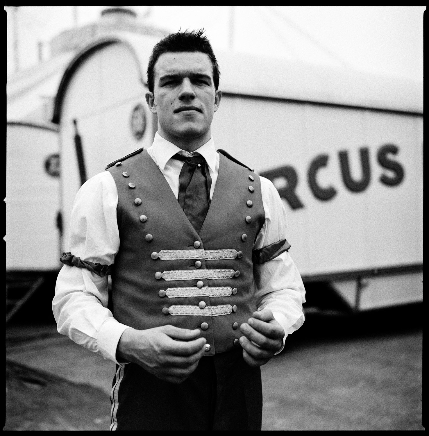 Backstage circus