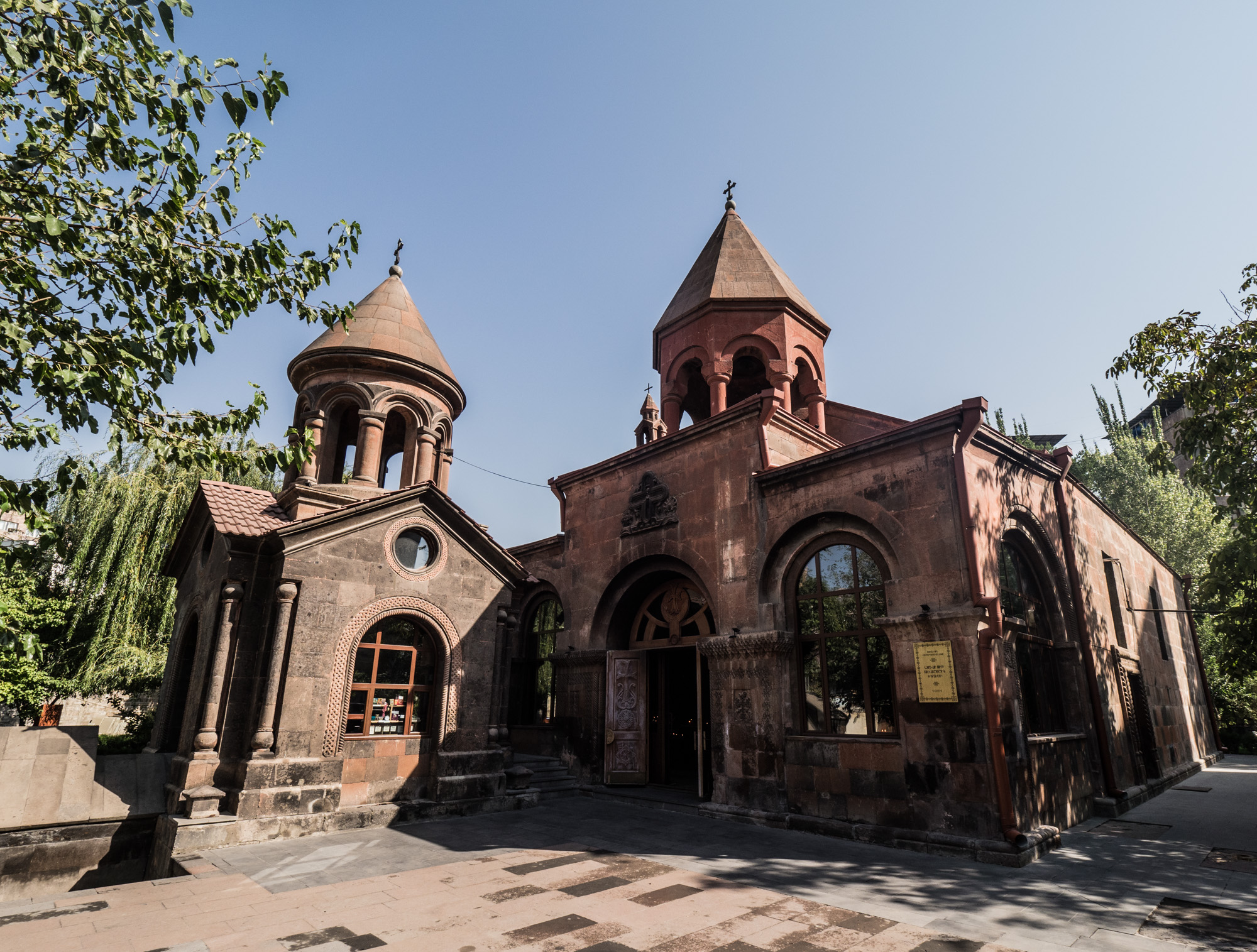 Zoravor Surp Astvatsatsin Church