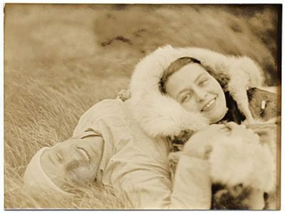  Rockwell and Frances Kent. 