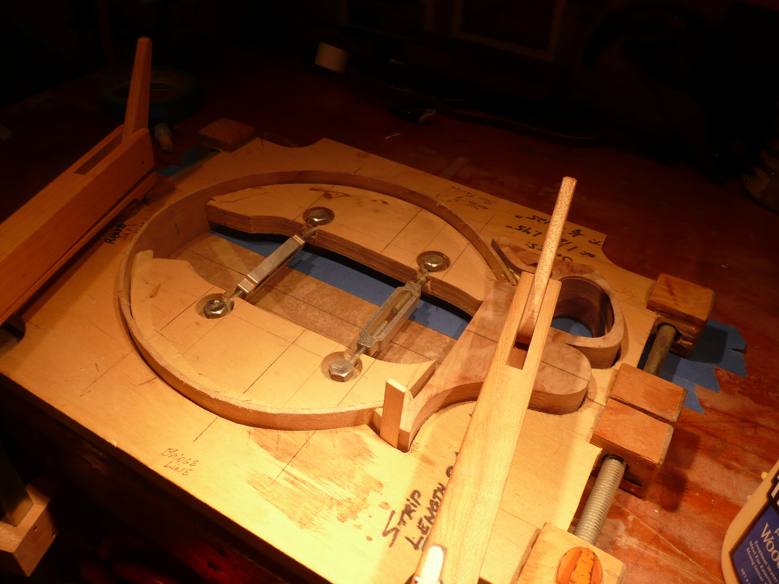  Expansion jig to square up rim in pattern jig 