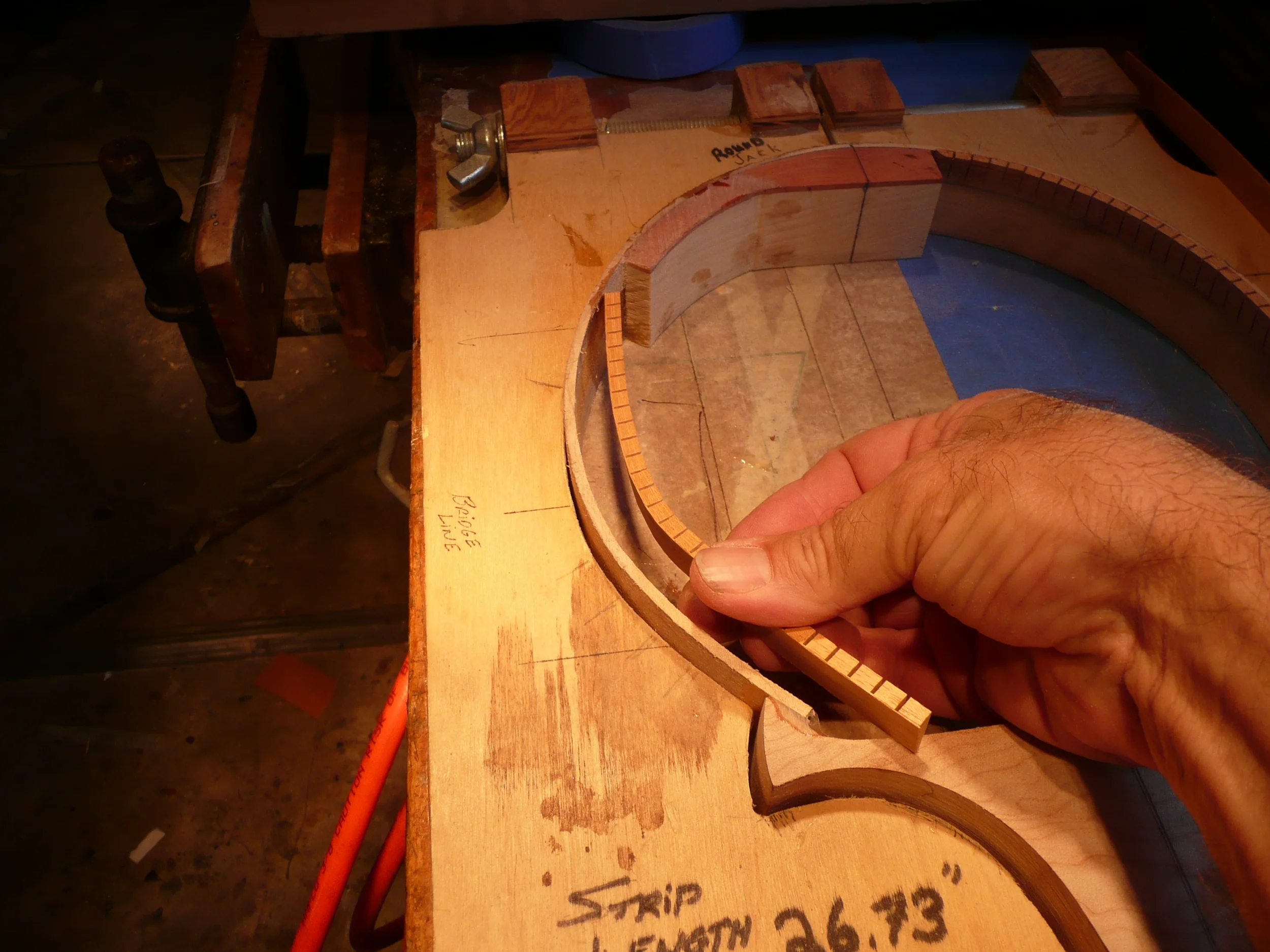  Bottom purfling and first sight of modified tail block 