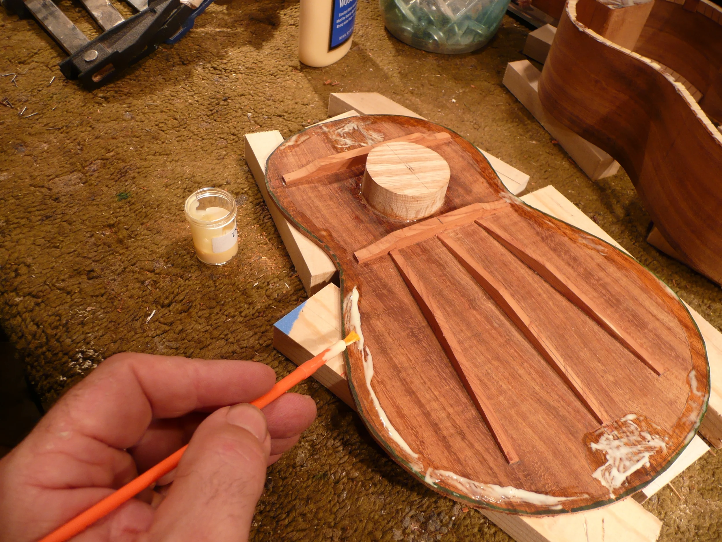  New glue - note sound hole jig 