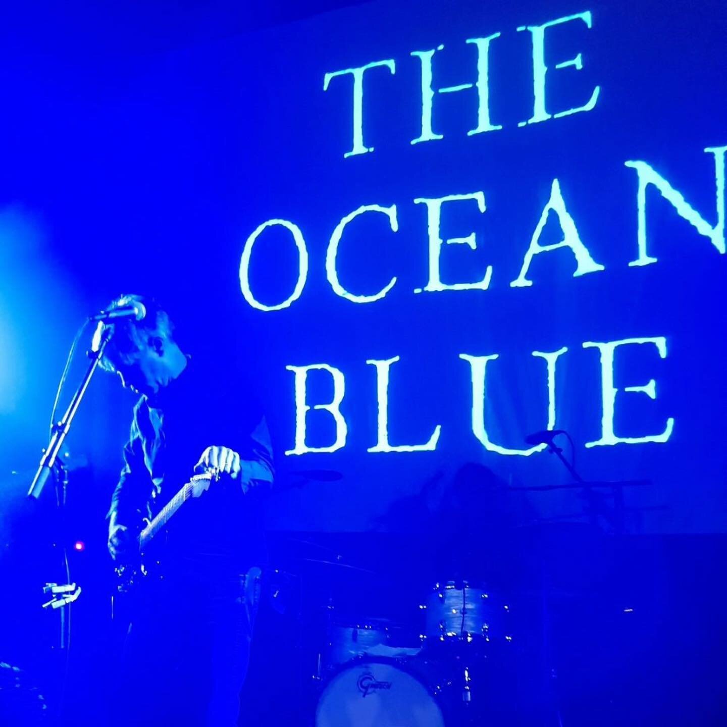 Our Bluer Waves Festival kicks off this Wed in Ventura CA @venturamusichall &amp; concludes Sat in Phoenix @crescentphx. Joining are @tallies.band @theasteroidno4 @chime.school @finechinatheband. Passes still available for Wed &amp; Sat. Thu &amp; Fr