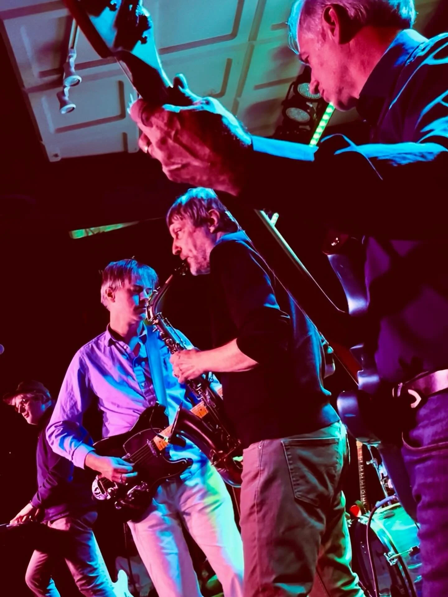 Annapolis MD tonight - Nite 2 of 2 @ramsheadonstage - Doors 7pm / Brian Tighe 8pm / The Ocean Blue 8:50pm 🌊