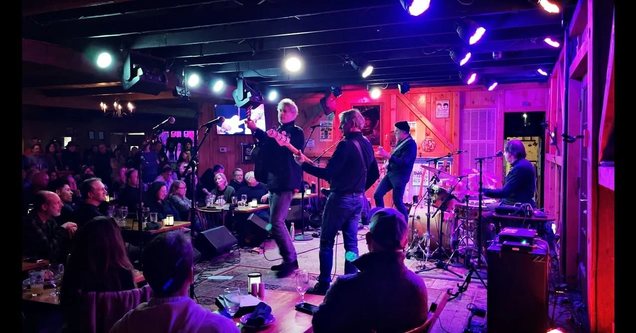 What a way to end the tour! So much fun and such an experience to be in Daryl&rsquo;s House✨ thank you everyone that came out and made us feel so welcome, and all the pro folks there 💙 we can&rsquo;t wait to be back 🌊