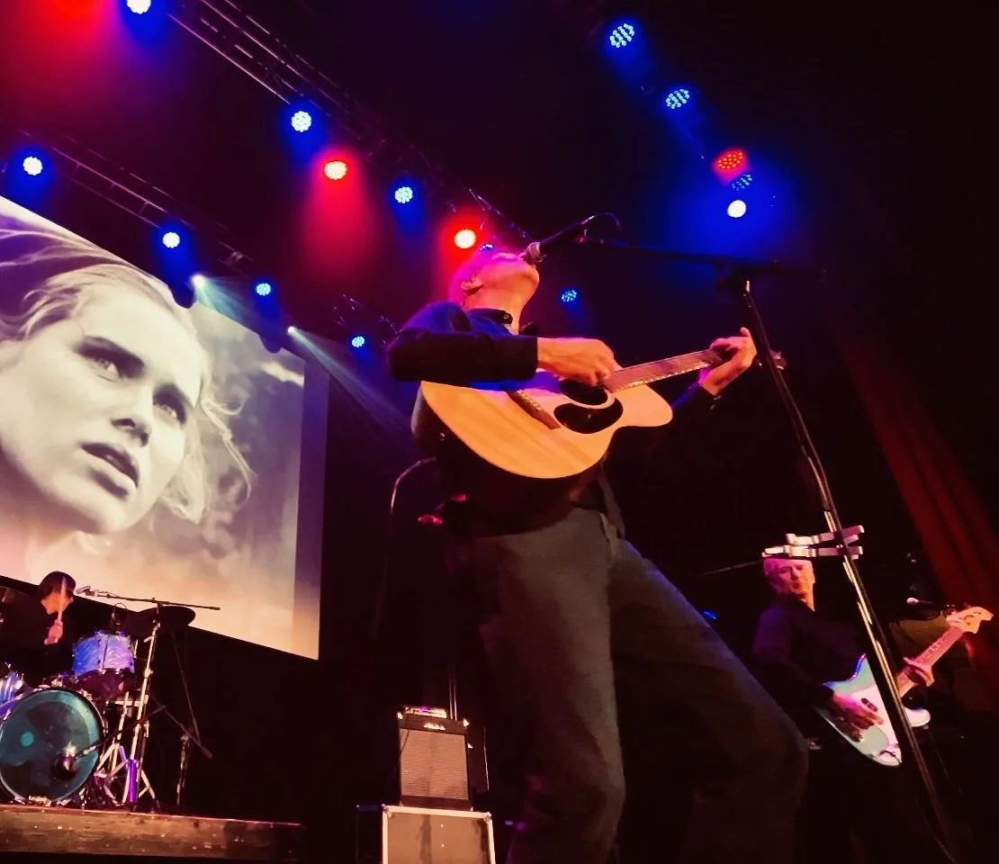 Thank you everyone who came to the Beacon Theatre last evening &amp; all the great people there 🙏 we so appreciate you 🌊