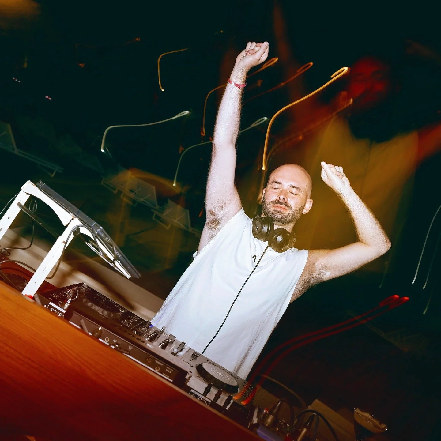Club Med, it's been MAD. Seven days in Bali of themed parties, neon drums, and dancing until the lights come on. Thank you for having me @clubmedbali &ndash; here's to the next one 🙌

Or as they say on the ground: Allez! Allez! Allez Bali, allez! 💃