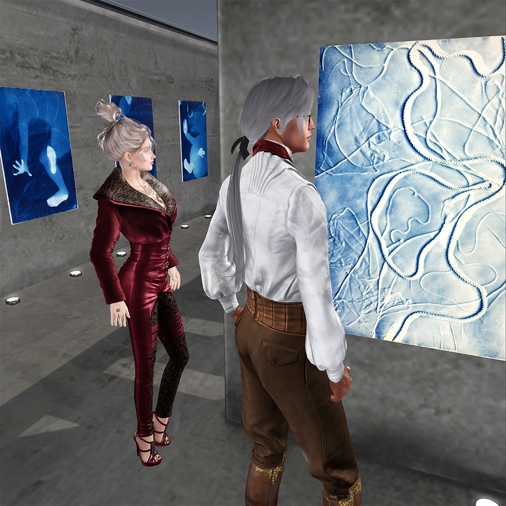 Admiring a Pinkel Cyanotype
