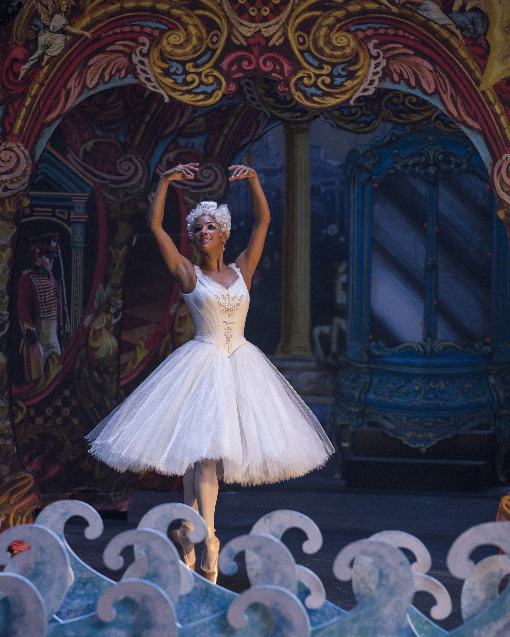 Misty Copeland doing what she does best.
