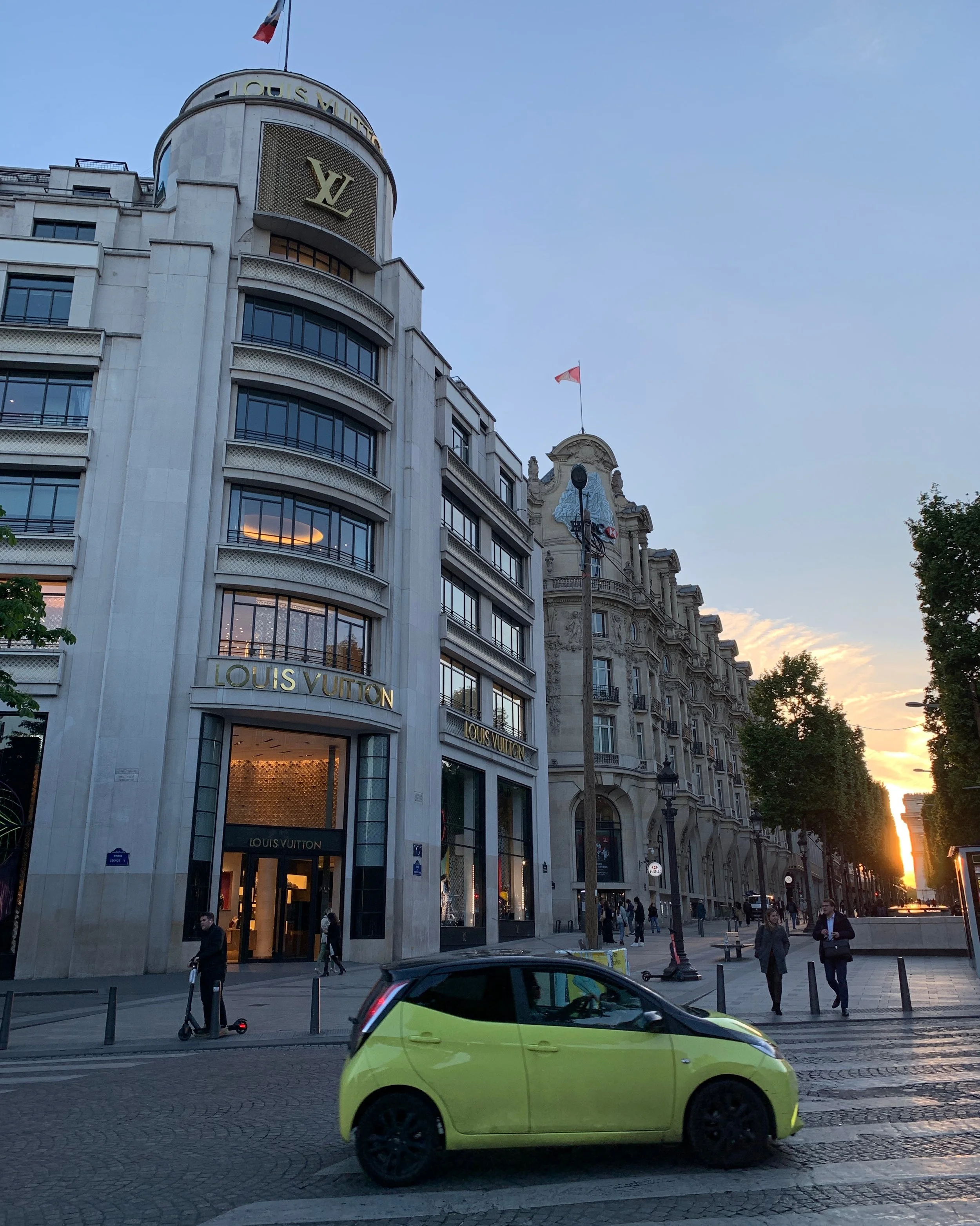 We could easily walk to the famous Champs-Élysées
