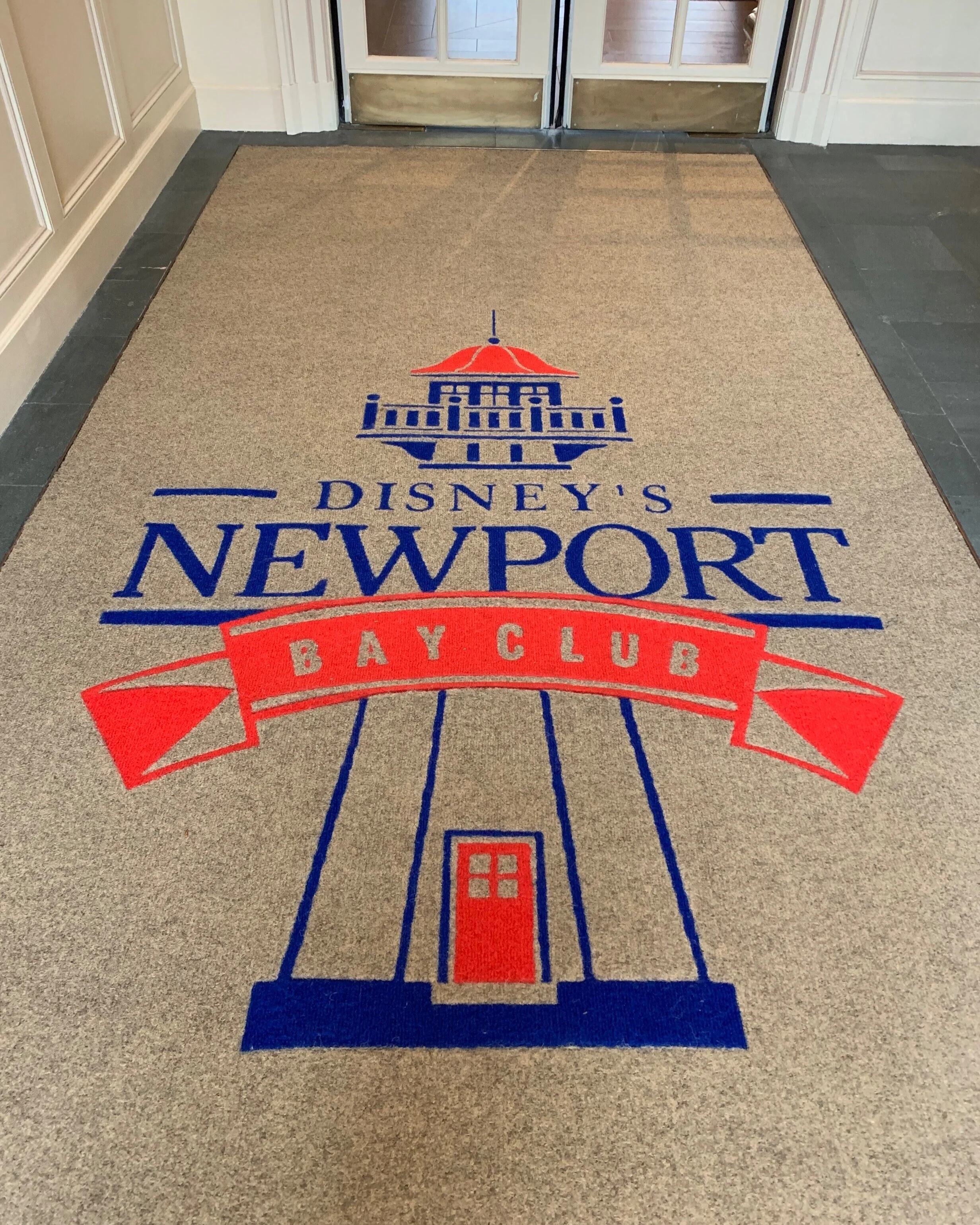 The entrance into the lobby.