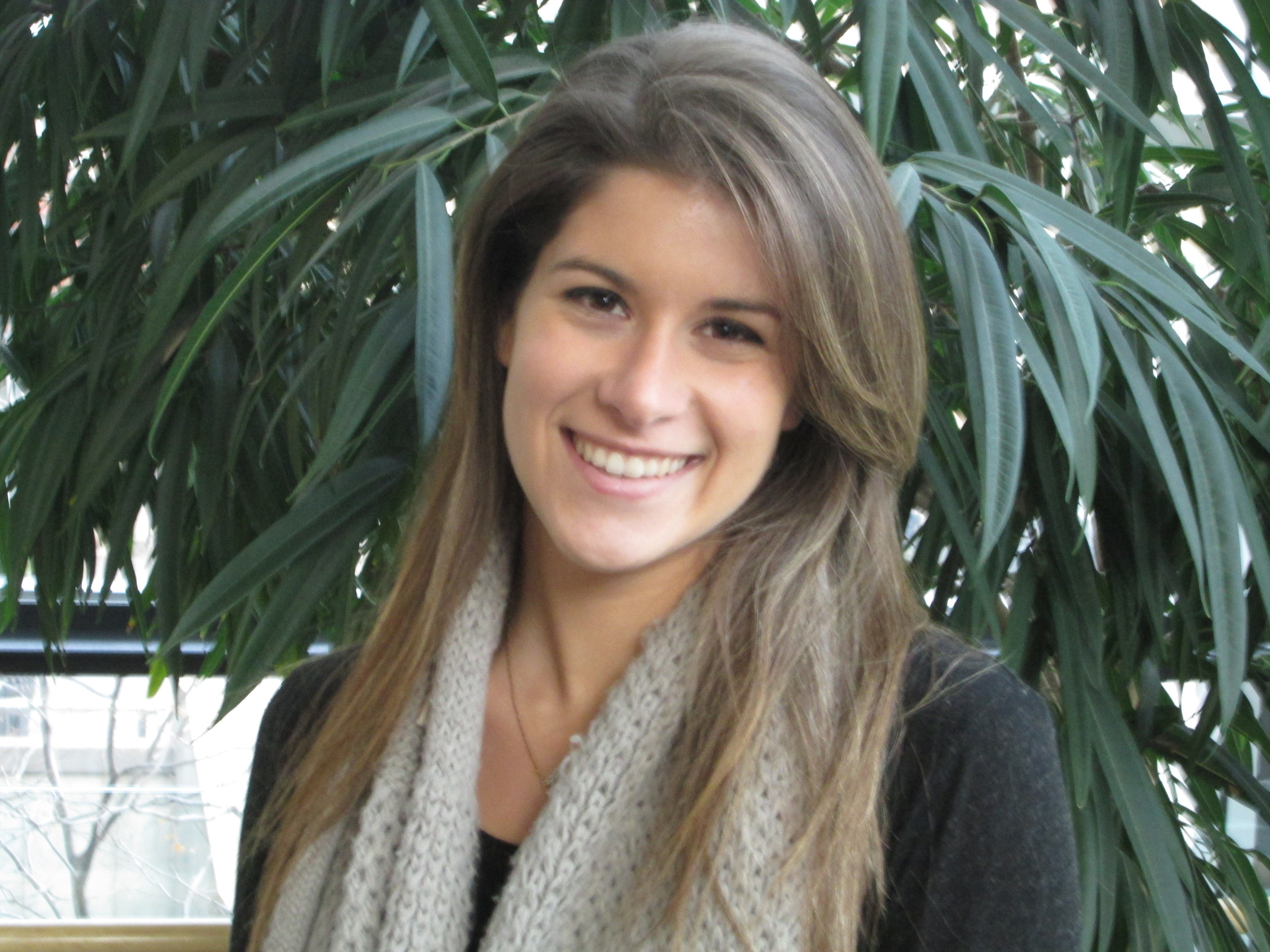 Alexandra Boxer , Bénévole, 2012