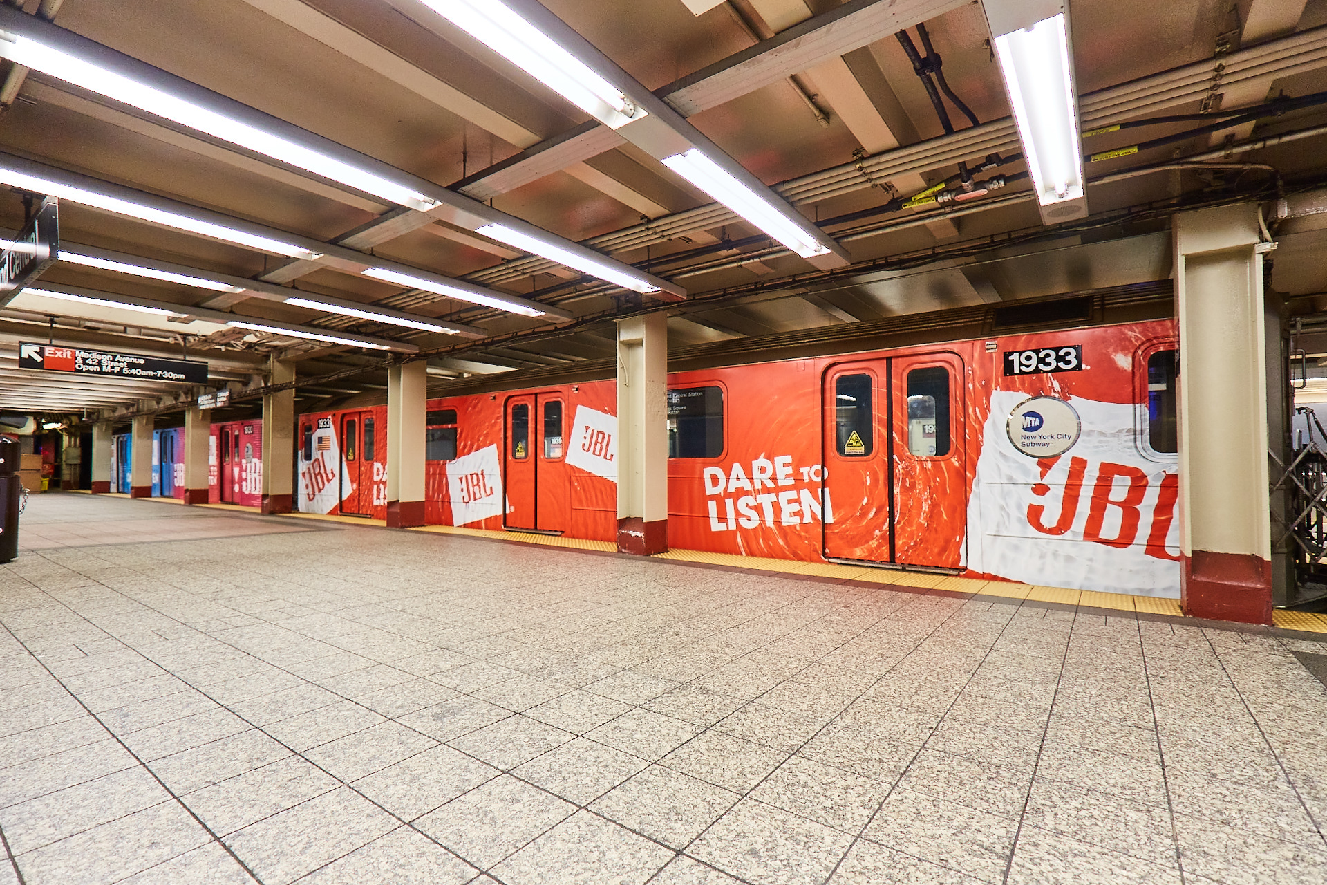 JBL_Subway_Wrap_NYC_2467.jpg