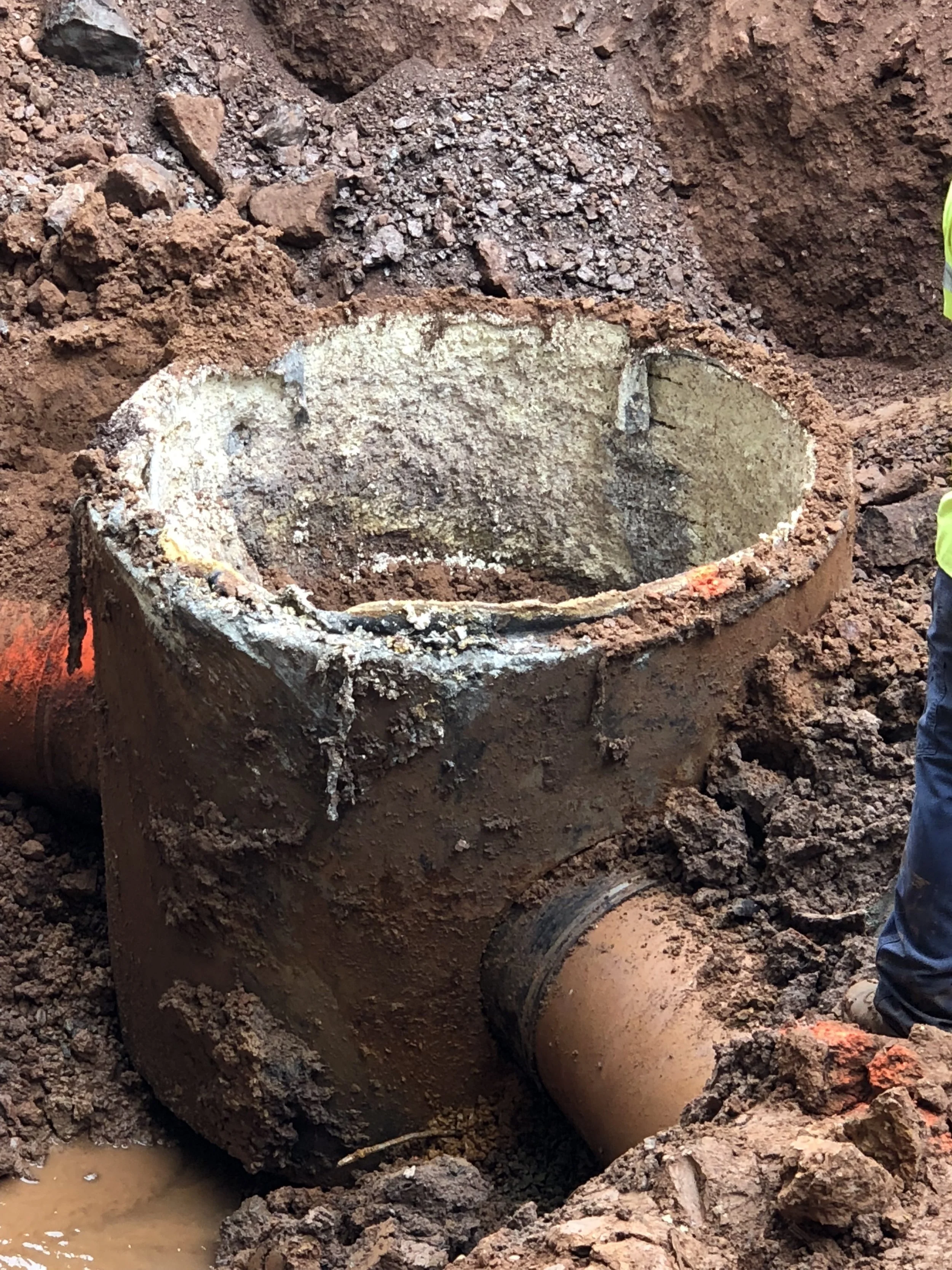 MANHOLE FAILURE.jpeg