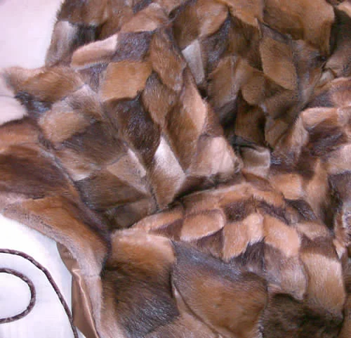 Handmade Muskrat Throw And Cushion Set