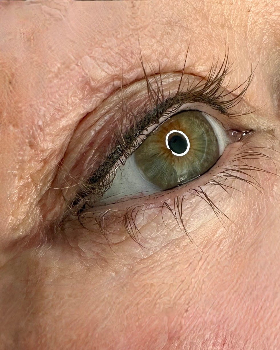 You know that one step in your makeup routine that takes the longest and somehow still never looks quite right? 👁️
Yeah. We fixed that.
Luxe Defined Eye Liner gives you a precise polished line. Every. Single. Morning - without the smudging the reapp