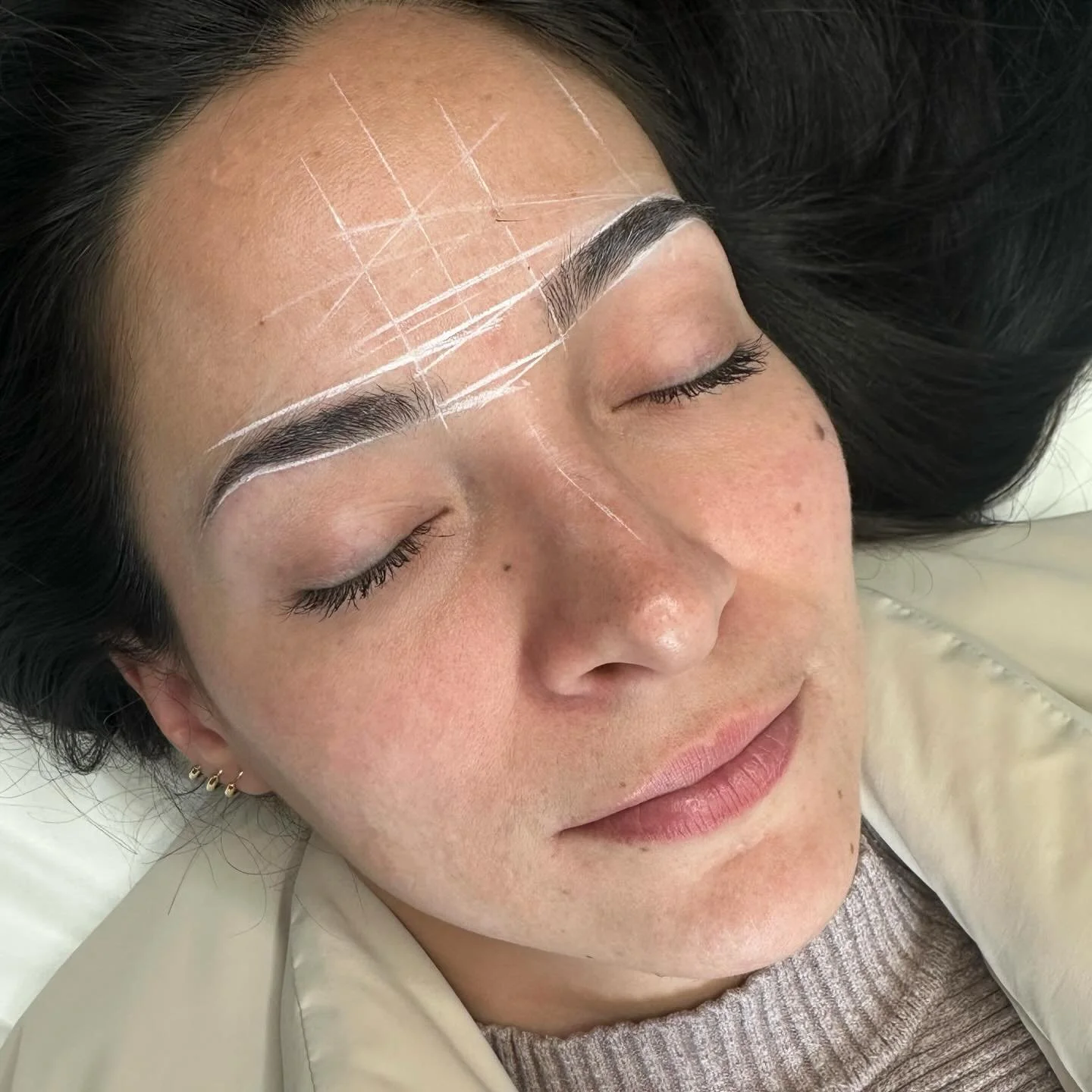If you&rsquo;ve been quietly thinking about getting your brows done&hellip; but something is holding you back&mdash;this is for you.

Most women don&rsquo;t say it out loud, but I hear it all the time:

&ldquo;What if they look too dark?&rdquo;
&ldqu