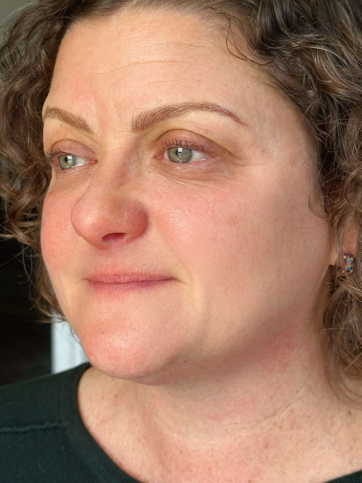 We're well into spring and summer is closer than you think. ☀️
If you book your Luxe Soft Nano Brows now you'll be fully healed and absolutely glowing before the first real heat of the season hits.
The best time to book was last month. The second bes