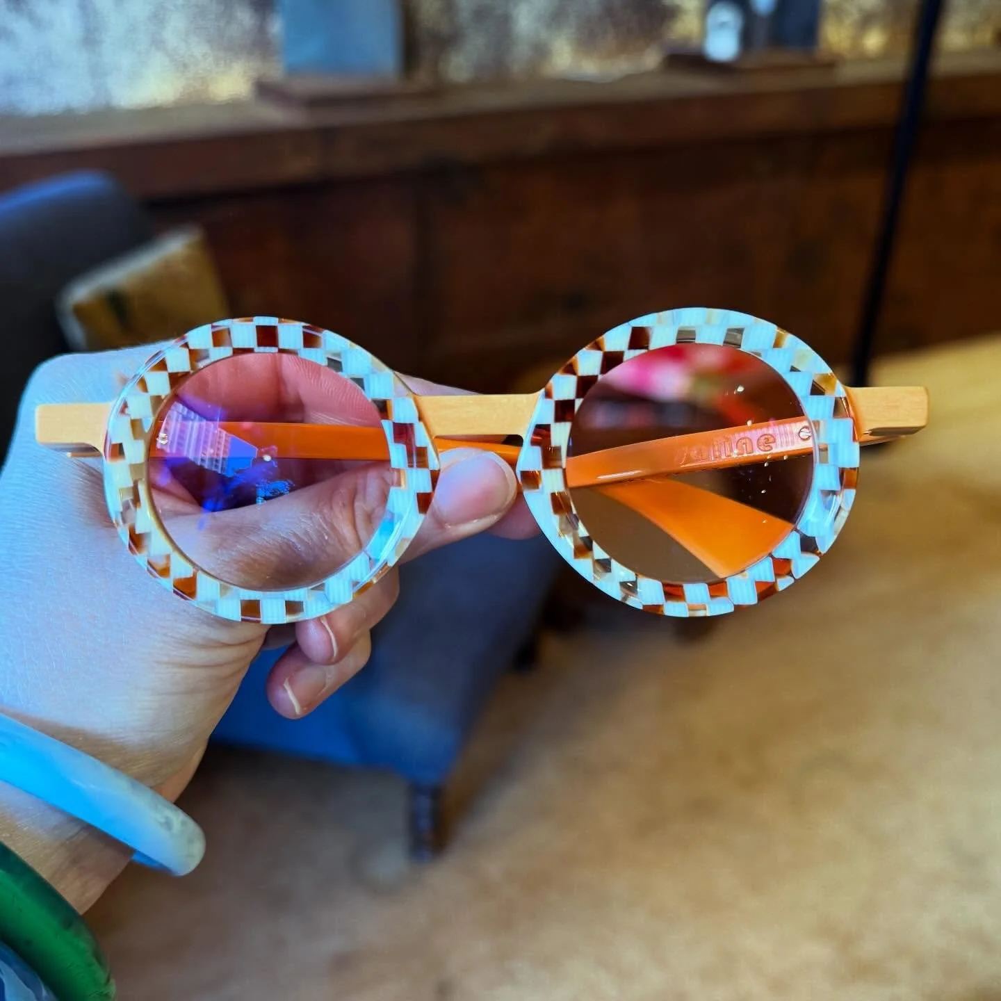 All over the orange glow @hoyalensaustralia @pieromassaroeyewear