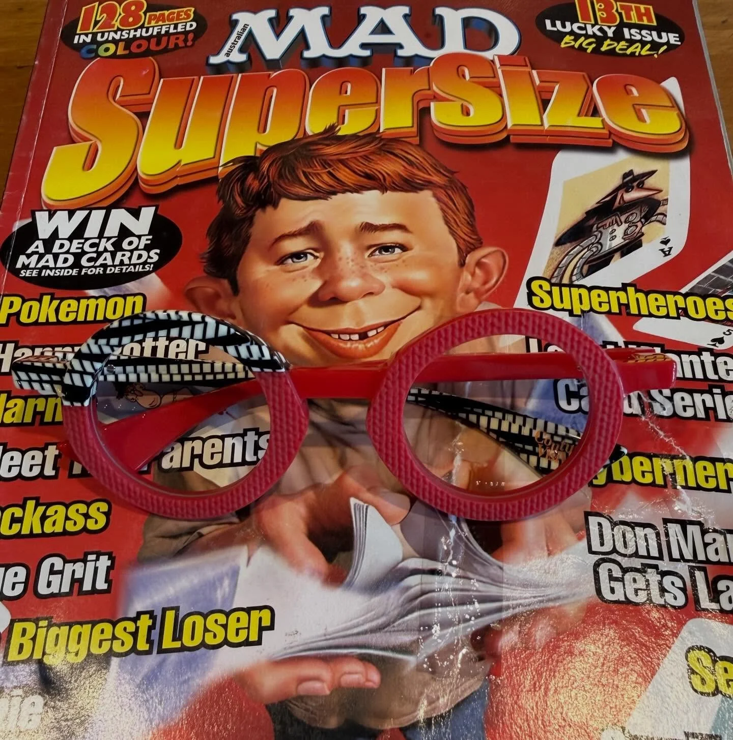 Scoogle proudly presents MAD 😡 Magazine May- in world prone to infuriation we&rsquo;re taking joy in life&rsquo;s simple pleasures&hellip; a glass of wine, a new magazine and test run of new glasses&hellip; we&rsquo;ll be giving great glossy goodnes