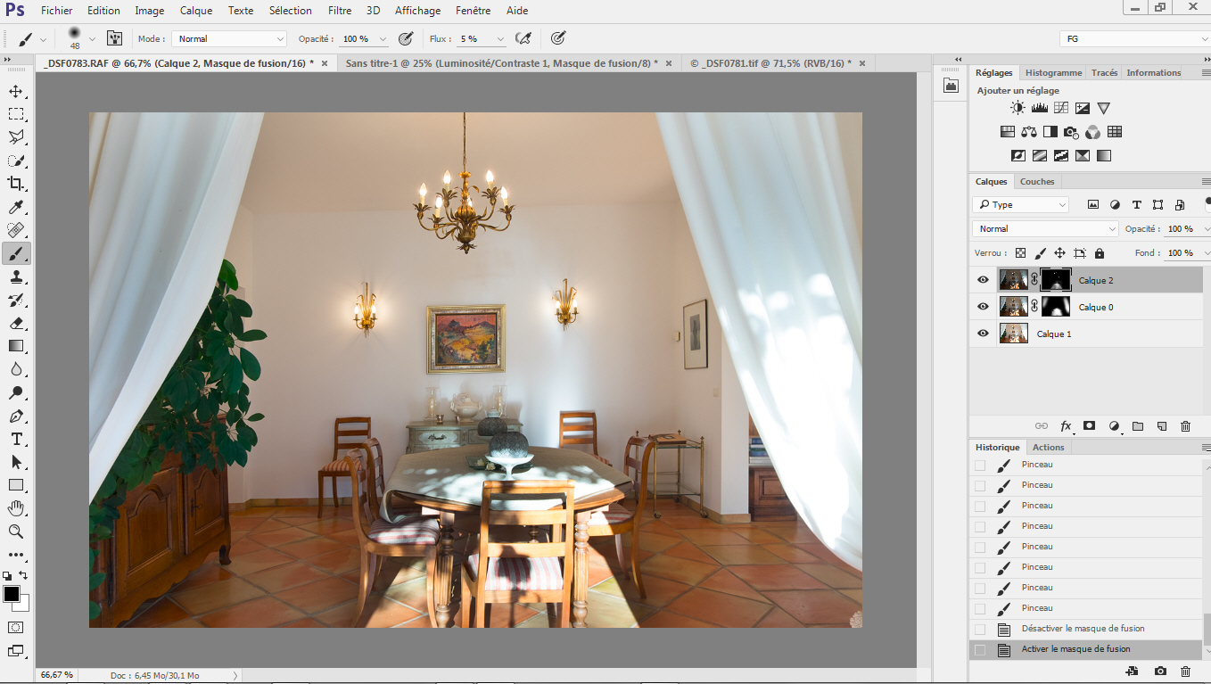 Assemblage dans Photoshop à l'aide des calques et masques de fusion