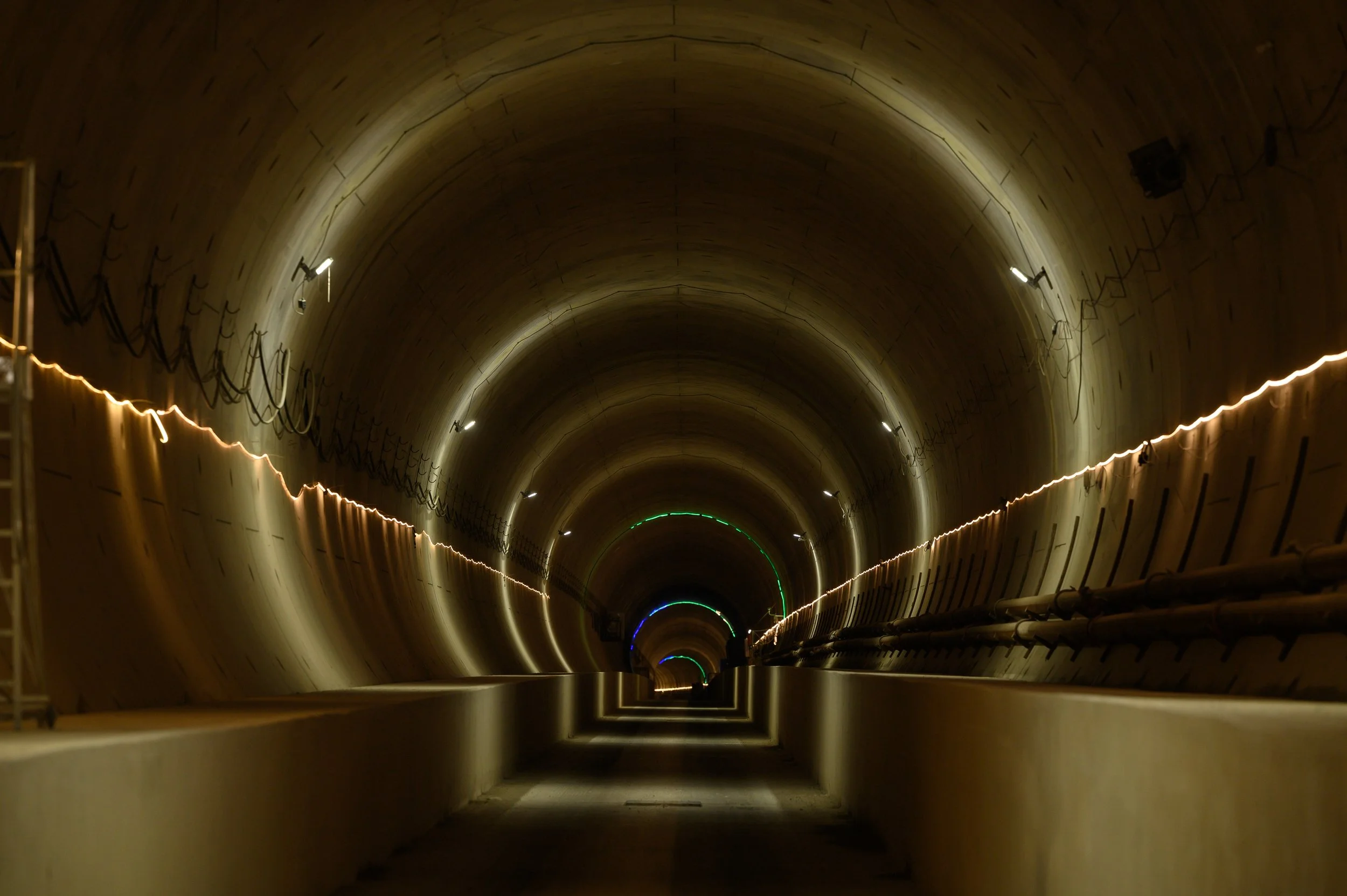  A peek inside the Chiltern Tunnel. 