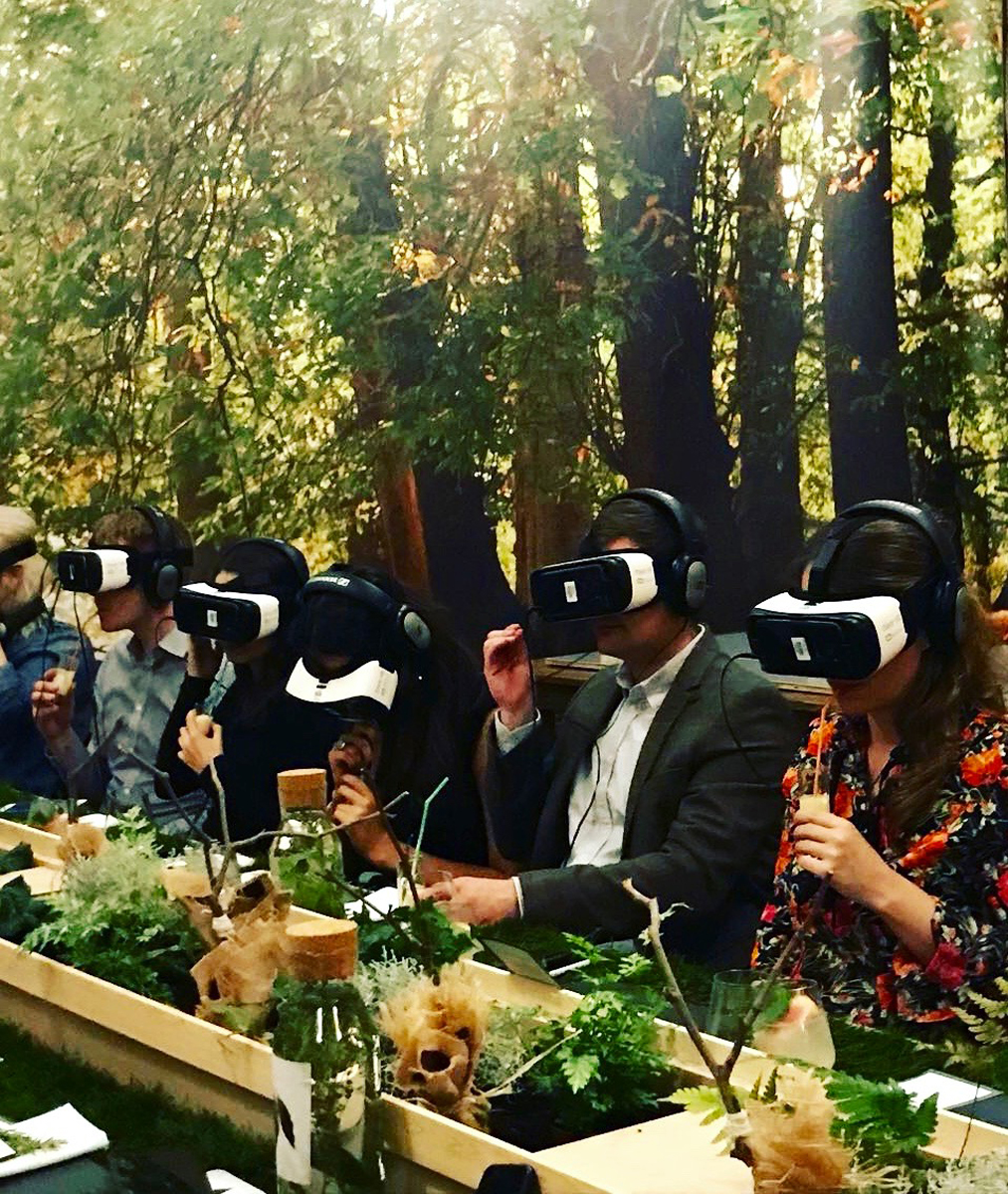 incredible dining experience in VR.jpg