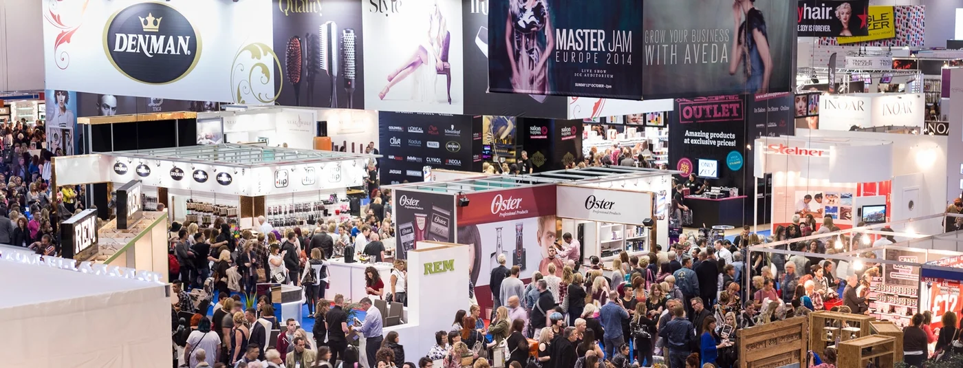 Salon International 002.jpg