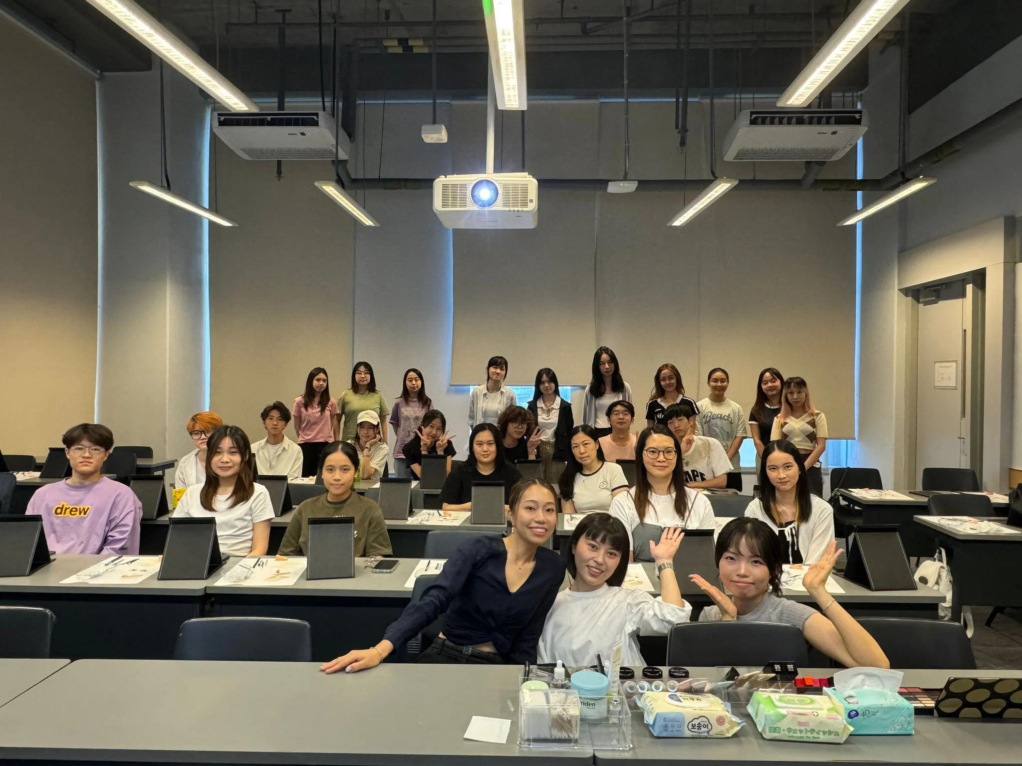 團體化妝培訓及工作坊2.JPG