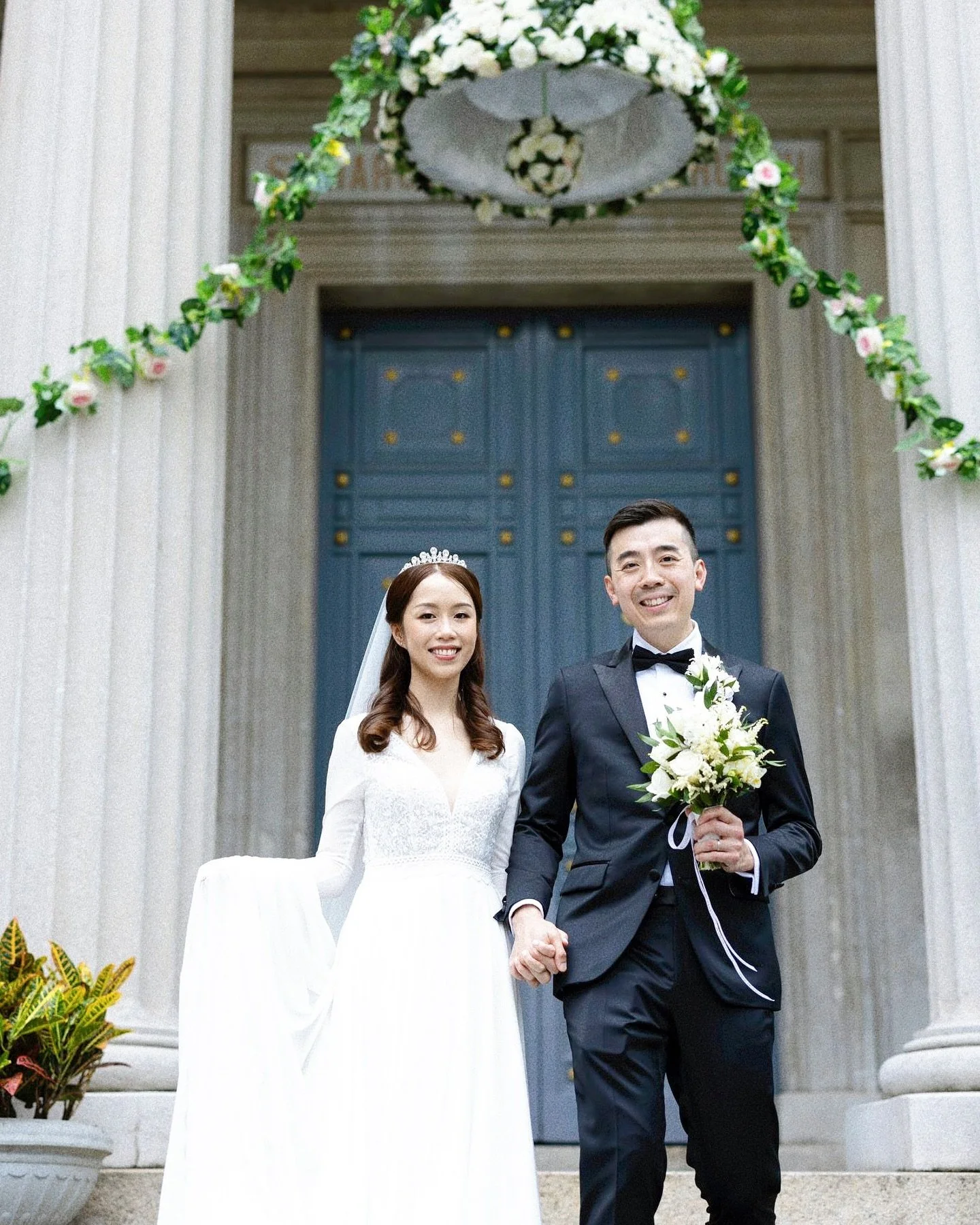 Bride| Michelle
Makeup |Hana @nov.makeup.hk
Hair | JJ @hana.makeup.studio.hk
- - - - - - - - - - - - - - - - - - - - - - - - - - - - - - 
𝑵𝒐𝒗. 𝑩𝒓𝒊𝒅𝒂𝒍 𝑴𝒂𝒌𝒆𝒖𝒑 𝑻𝒆𝒂𝒎 新娘化妝
🌟自家培訓 • 專業化妝師團隊🌟
𝐀𝐥𝐥 𝐦𝐚𝐤𝐞𝐮𝐩 𝐚𝐫𝐭𝐢𝐬𝐭 𝐚𝐫