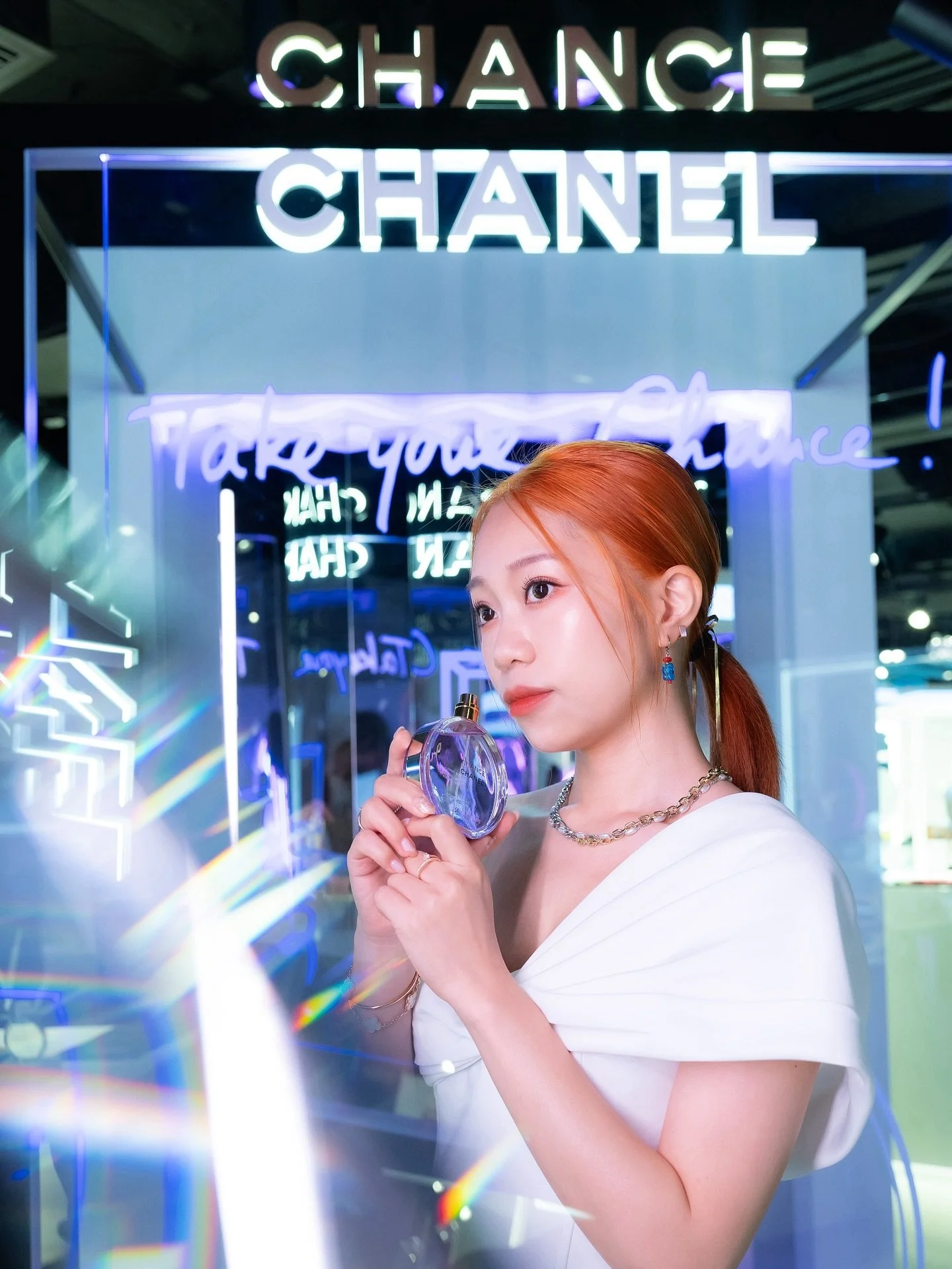 &ldquo;Luck is my Soul&rdquo; Gabrielle Chanel 常言機會是自己的靈魂，CHANCE 香水獻給勇於掌握機遇的人，系列中每款專屬色彩詮釋各種個性。

全新第五款 CHANCE EAU SPLENDIDE，以紫色象徵神秘高貴💟 調香師 Olivier Polge 打造出明亮率真、令人著迷的香氣，立即到CHANEL TAKE YOUR CHANCE 把握機遇體驗館探索5款CHANCE香水，以專屬香氣展現最自信奪目的自己。

日期：即日至2025年8月7日
