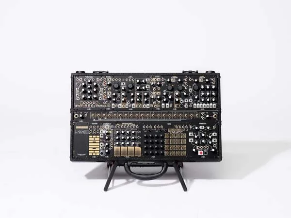 MESS_COLLECTION_Make_Noise_Black_and_Gold_1927.jpg
