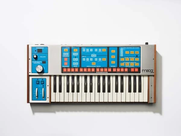 MESS_COLLECTION_Moog_source _1966.jpg