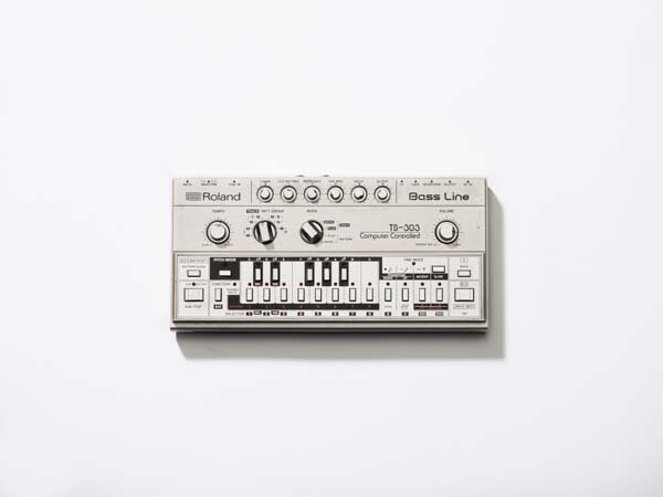 MESS_COLLECTION_Roland_TB303_2023.jpg
