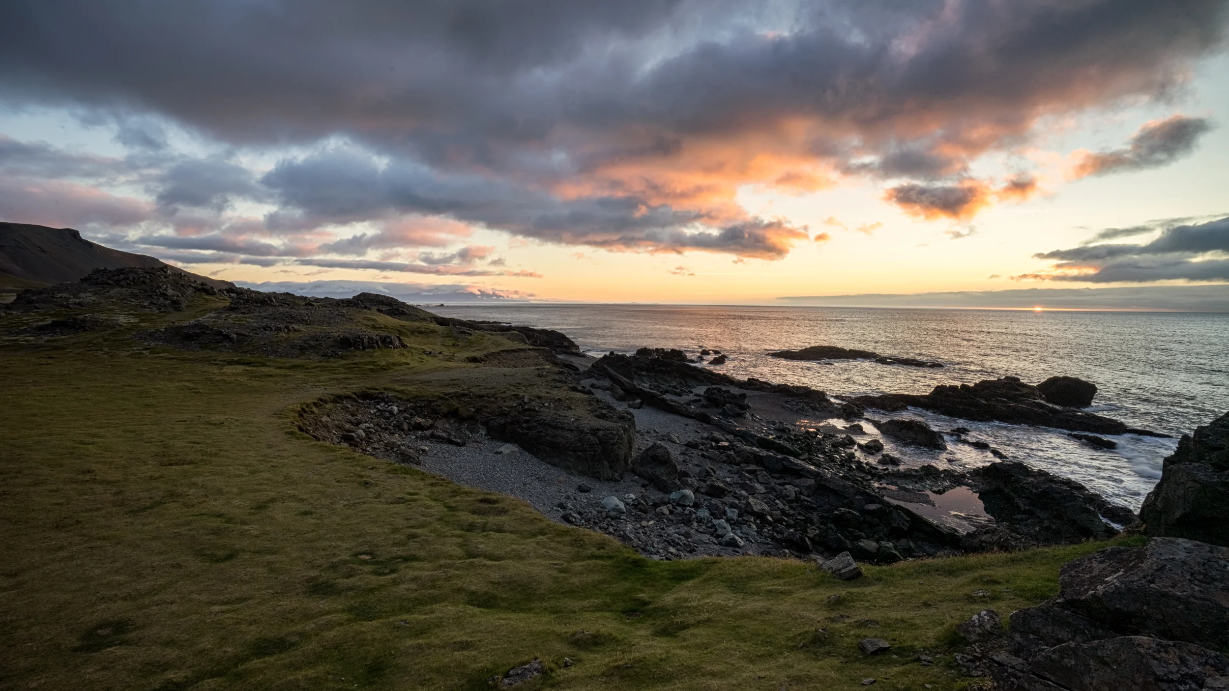 Iceland - 00658-2-HDR_ME - Chris Goetchius 2017 - WEB UPLOAD ONLY.jpg