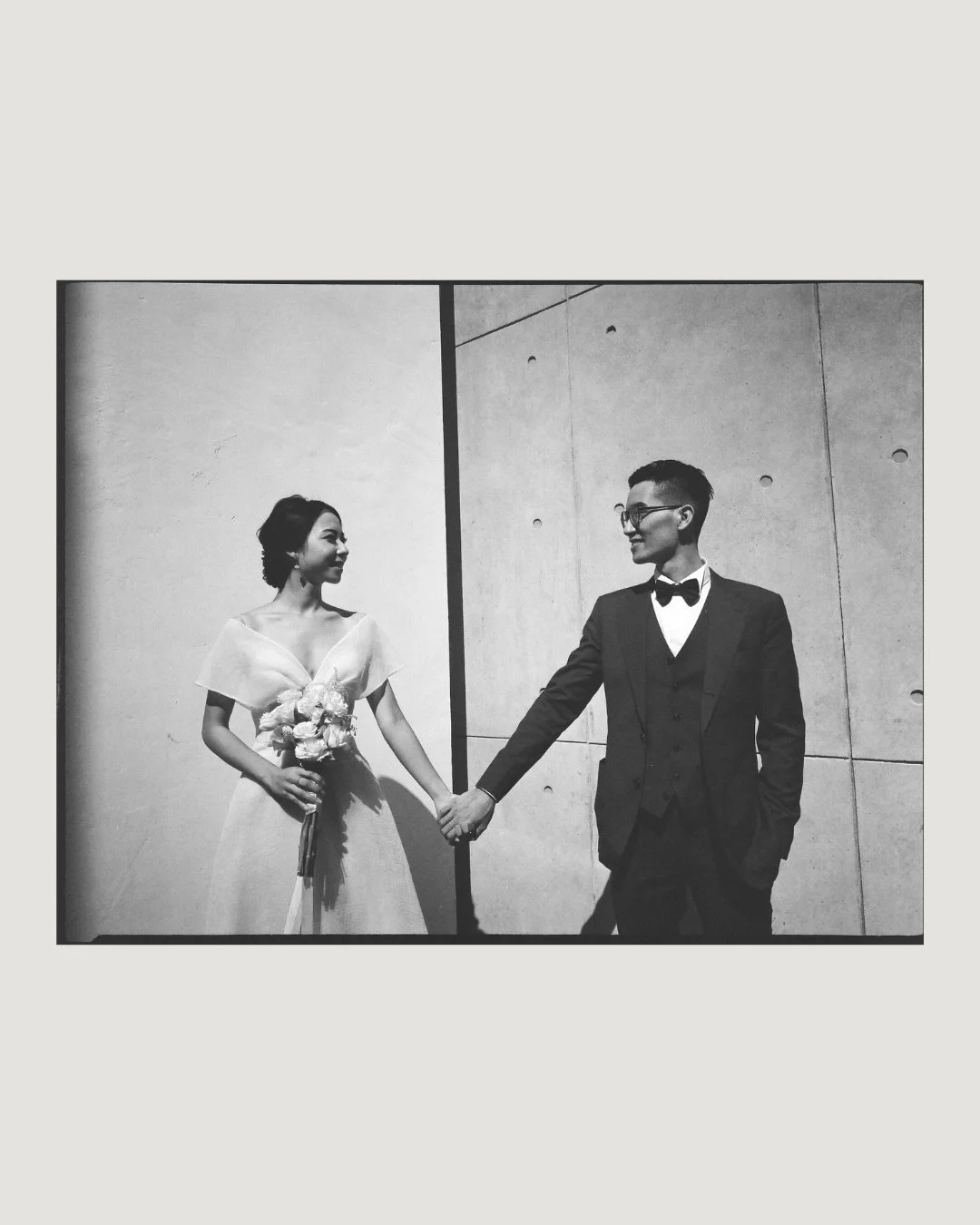 &rsquo;Oh, we brought a small prop...&rsquo;

And then they pulled out these Mickey and Minnie hats. 🥹 Finding that perfect balance between editorial elegance and pure, unscripted personality is exactly what makes a wedding session special.

We shot