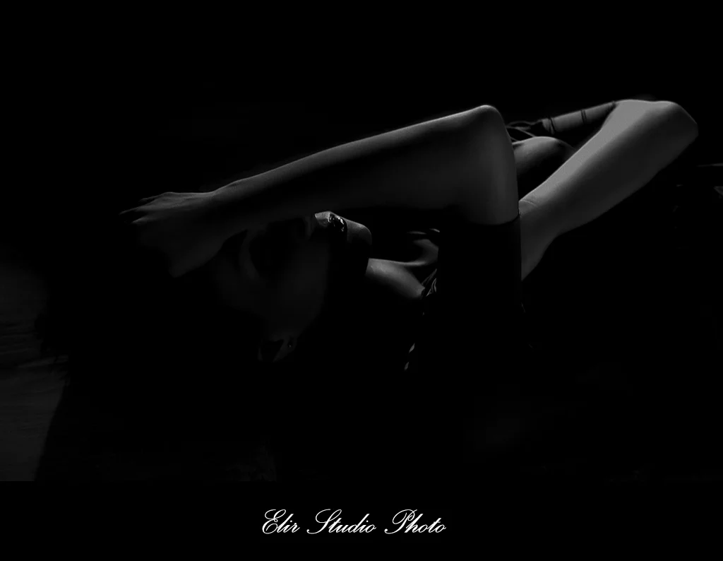 Art portrait_noir & blanc_elir studio photo_01.jpg