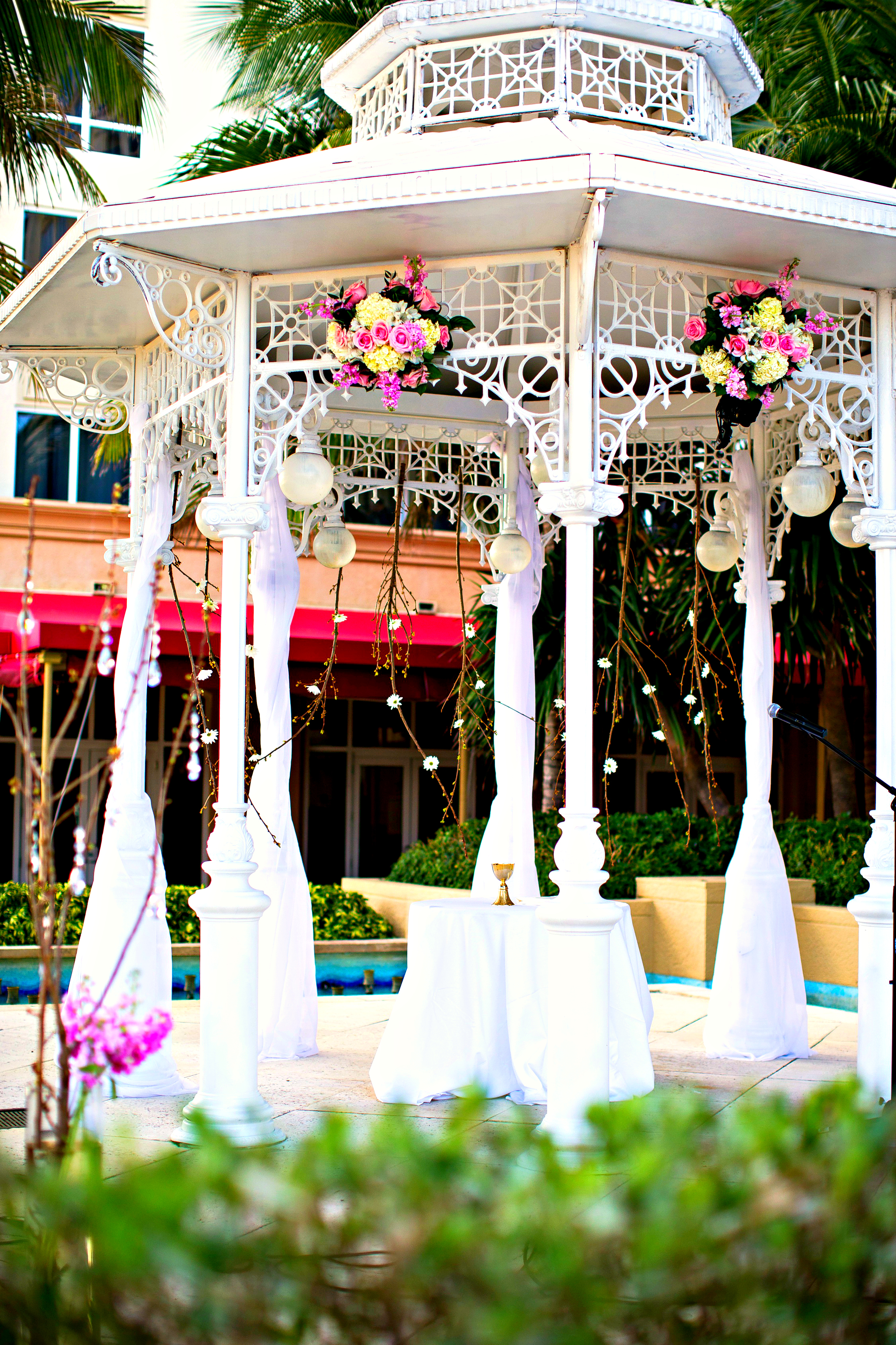Marriott Singer Island Resort Wedding Ceremony Decor