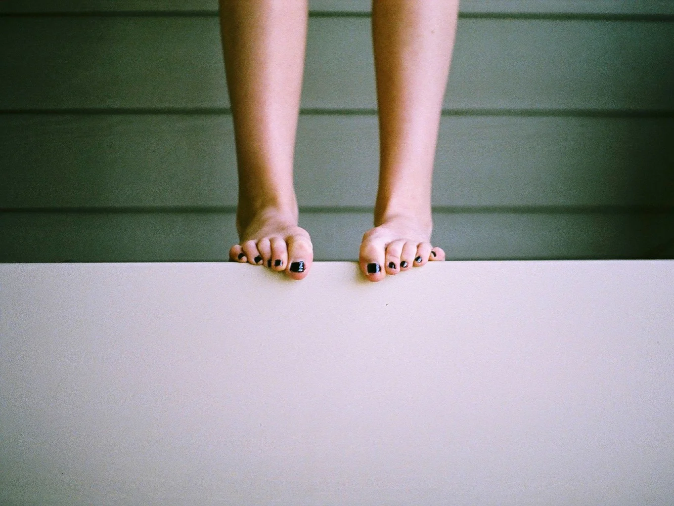 toes