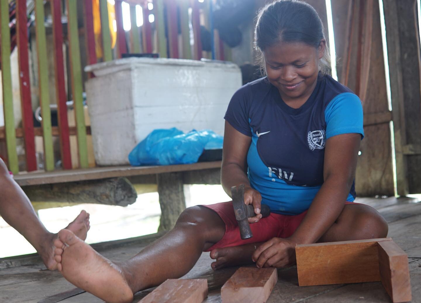 Hive boxes are in high demand among Maijuna stingless beekeepers!
&nbsp;
Through our beekeeping promoters&rsquo; leadership, Maijuna beekeepers in Sucusari, Nueva Vida, Puerto Huaman, and El Estrecho have built over 80 boxes for stingless bees in pre