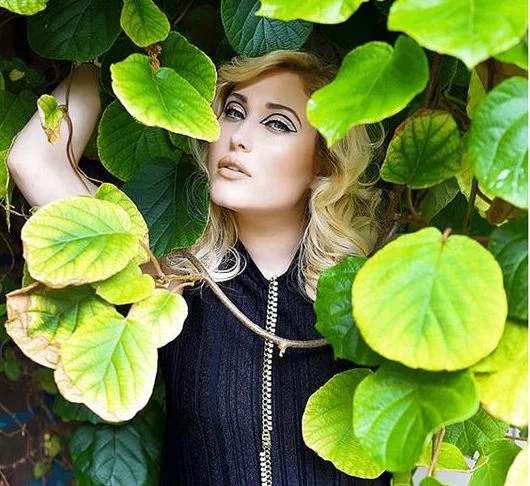 Velvet d'Amour photoshoot 2