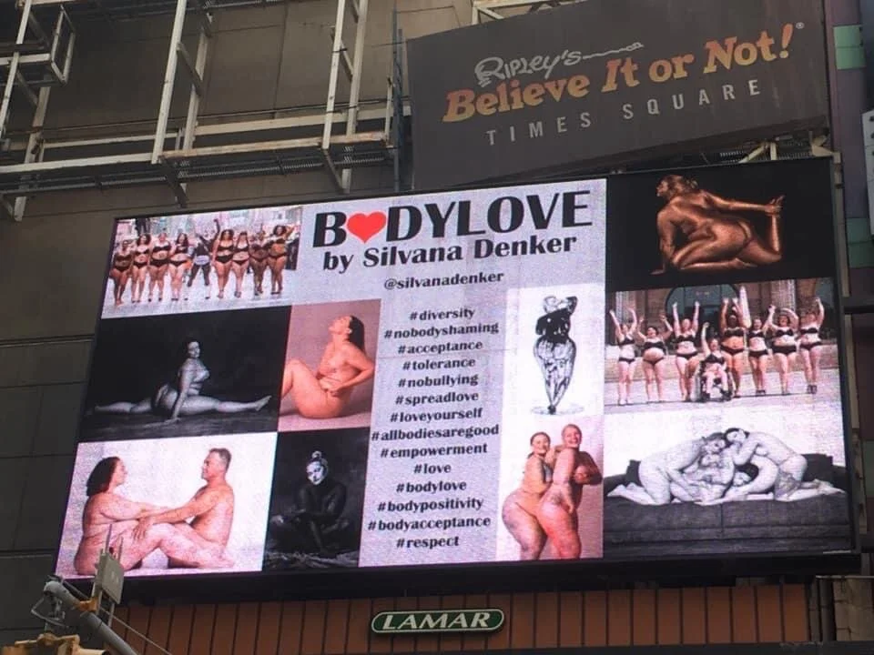  BILLBOARD IN TIMES SQUARE!!!