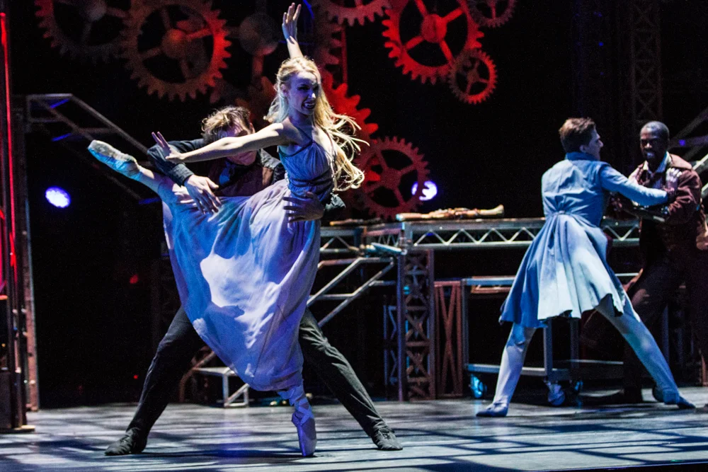 onstage_web_09.jpg