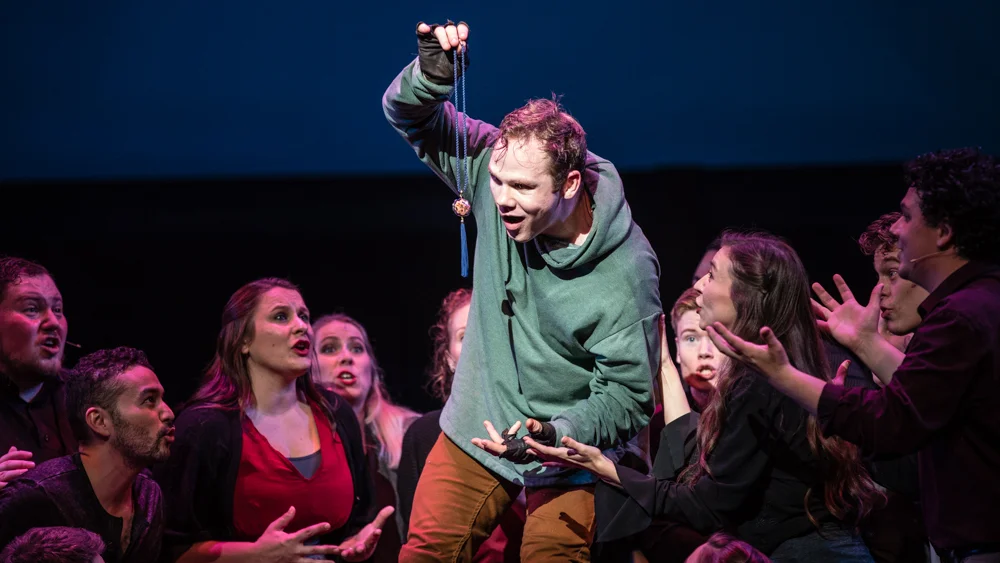 KatStiennon_Hunchback-5.jpg