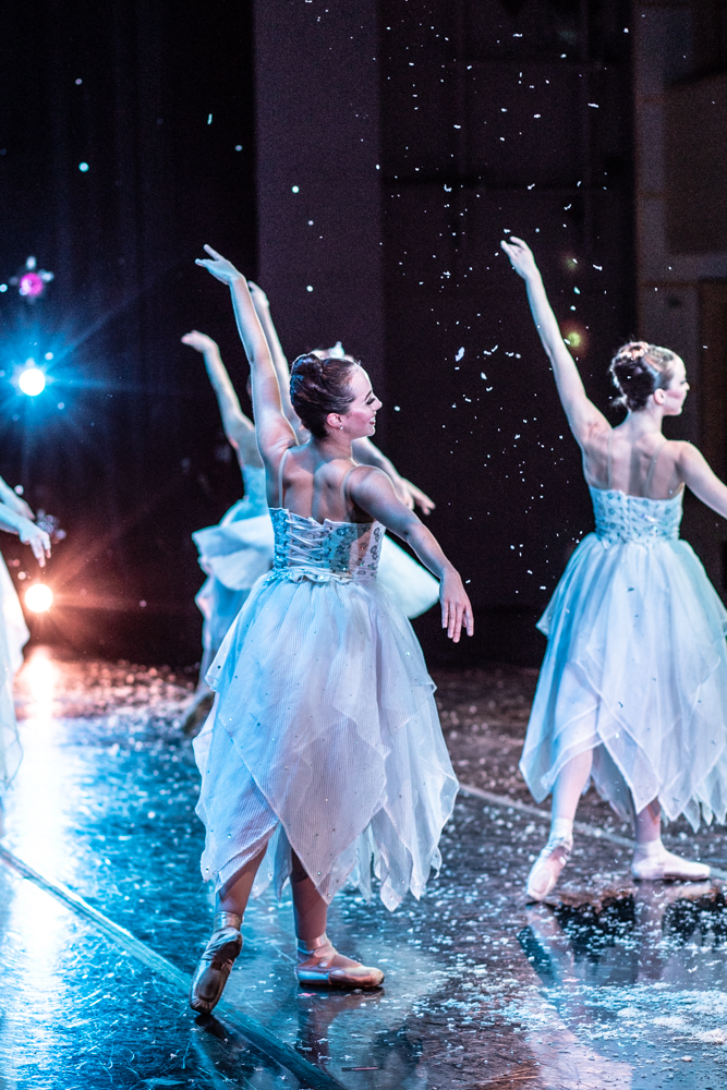 KatStiennon_MBnutcracker2018_bts-2.jpg
