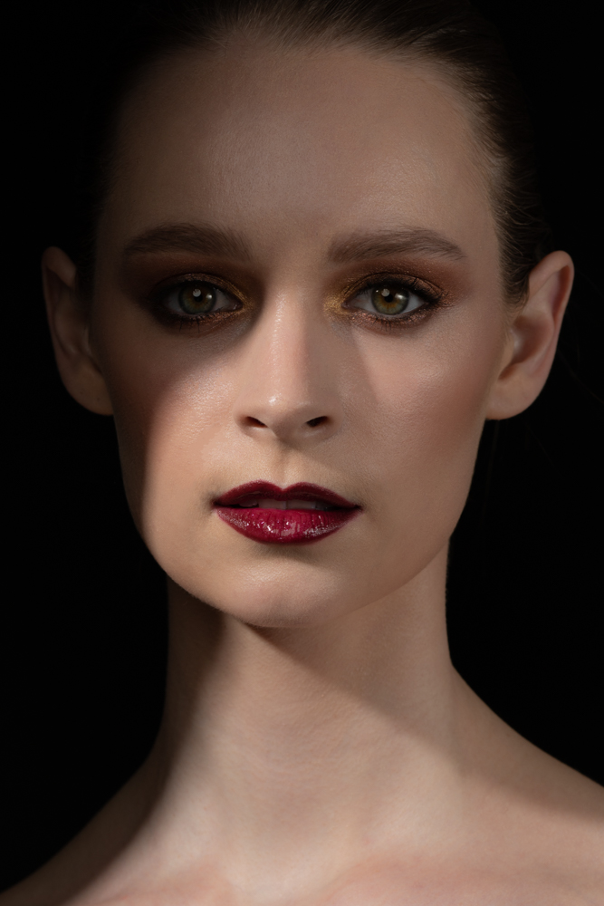 Rachel Reeter, The Rock Agency; MUA: Bao Artistry