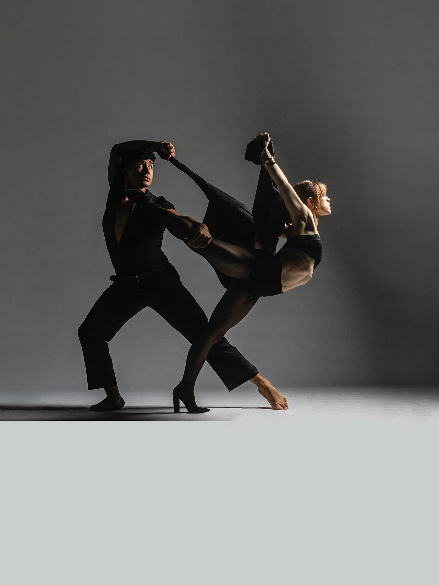 Pas de Deux 🔥
@waterstreetdanceco,
with @freddy.aguirre21 &amp; @teresaamariee.